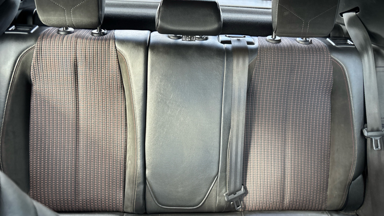 DS 3 Crossback 100kW E-TENSE Performance Line 50kWh 5dr Auto Electric 